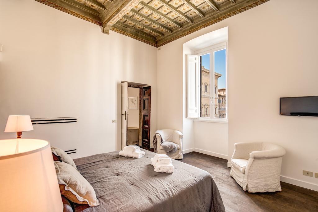 Piazza Farnese Exclusive View 2 Bedroom En Suite 로마 외부 사진